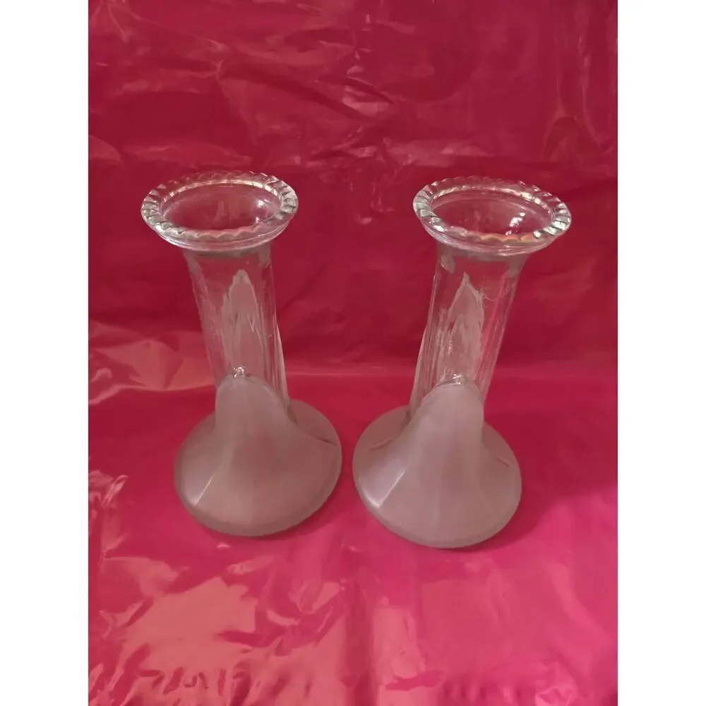 Set Of 2 Vtg Art Deco Frosted Fluted Bud Vases/Candle Sticks 6